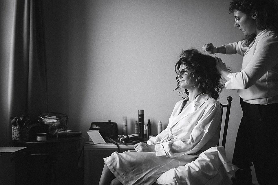 Preparazione della sposa, pronta per il trucco. Preparazione della sposa, pronta per il trucco.